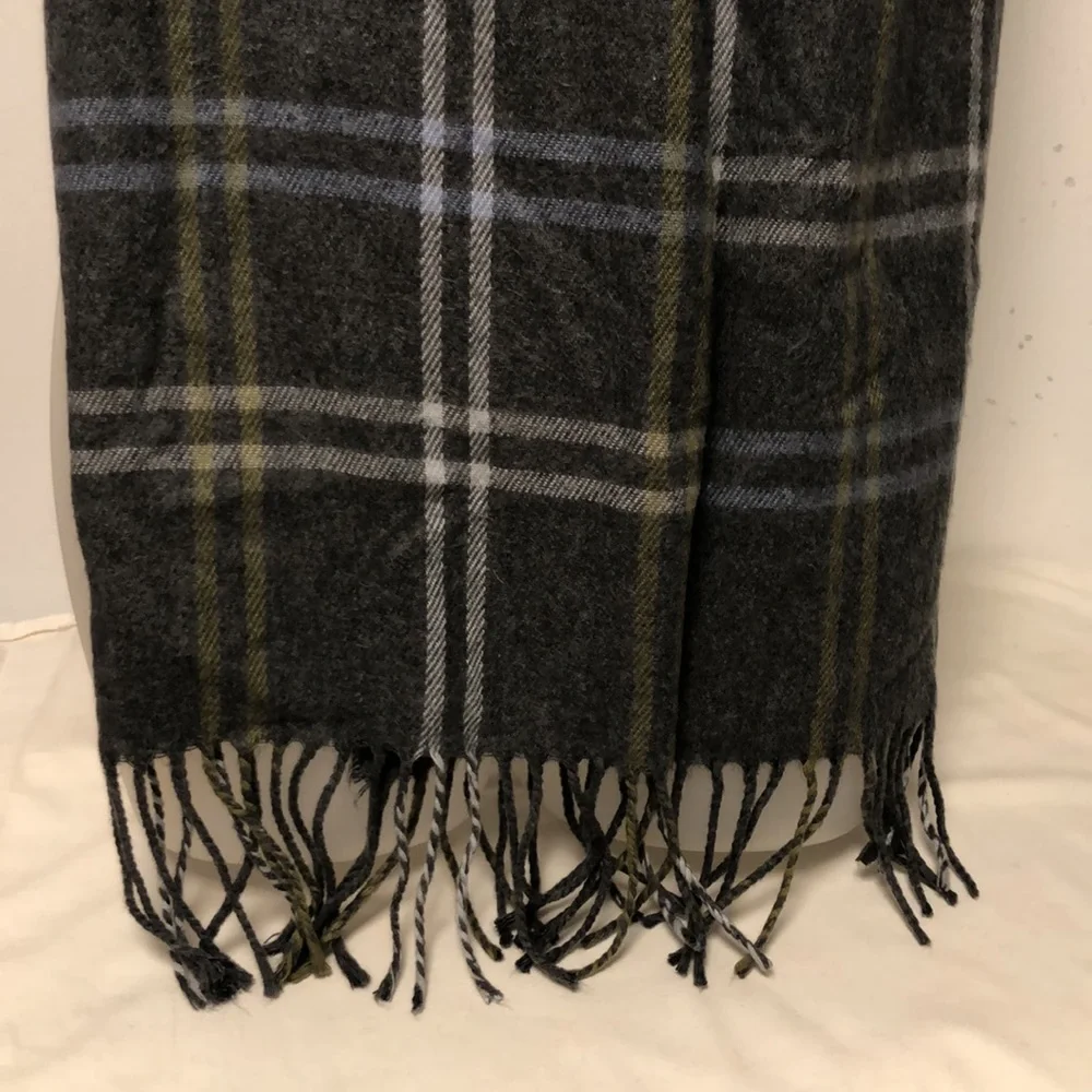 Cejon Super Soft Italian Scarf Plaid Made in Italy 100% acrylic